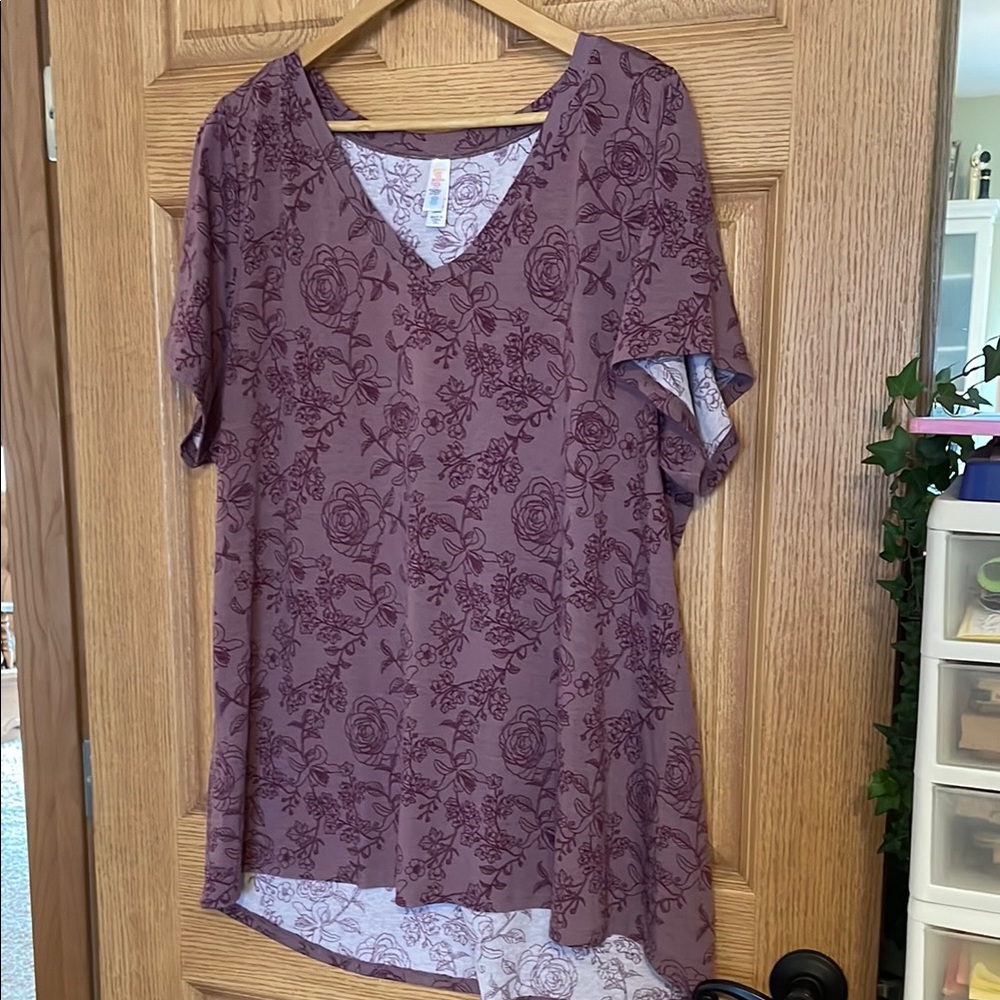 Floral V-Neck Women's Top - Purple